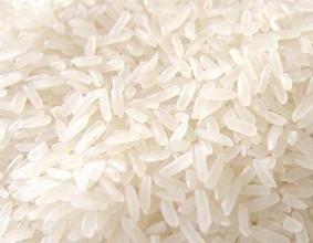 通常人们对大米的认识都局限在产地，产地并不能说明大米都是有机绿色的大米，鉴别大米的质量，要看检测报告，有机绿色标识。下面就说一下有机大米与普通大米的区别。