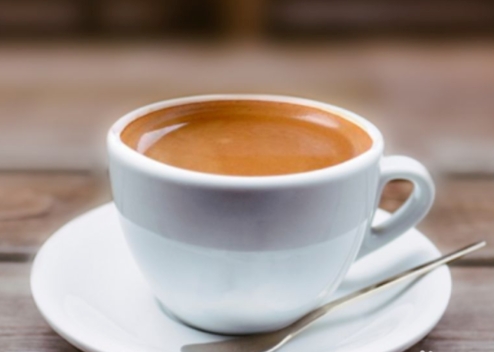 我们如何自己手动用咖啡机做出一杯美味健康的咖啡呢？