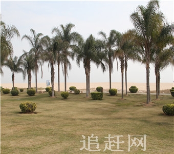 庆华古山寨遗址，位于黑龙江省哈尔滨市宾县新立乡庆华村城子屯北200米的北冈南坡上，是战国至汉代时期的古遗址。