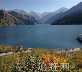 黑龙江省西北部的五大连池市，是我国**的火山游览胜地。公元1719-1721年，火山**发堵塞了当年的河道，形成了五个互相连通的熔岩堰塞湖。