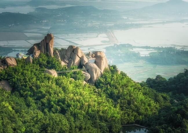 安庆巨石山景点