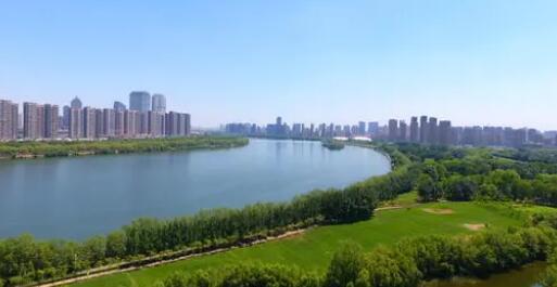 沈阳五里河公园位于辽宁省沈阳市沈河区沈水路。