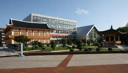 2008年，图们市投资1500万元建设中国朝鲜族非物质文化遗产展览馆