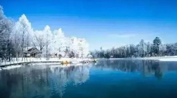 吉林露水河**森林公园位于吉林省白山市抚松县境内为AAAA级旅游景区。