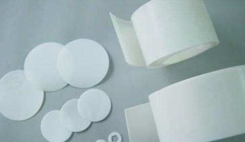 供应白色PVC绝缘垫片圆形白色PVC片，背胶白色圆形PVC塑料片