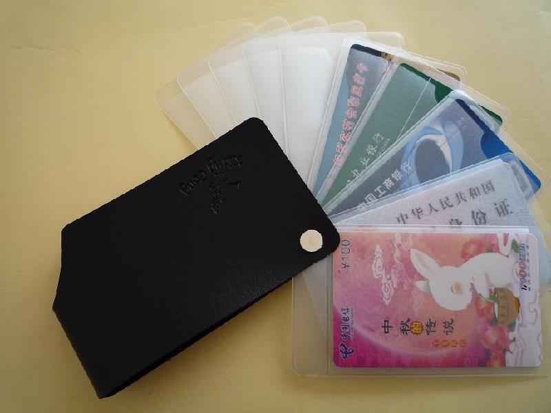 供应名片册，银行卡包，相片塑料手册，厂家定做格式pvc卡包及印刷
