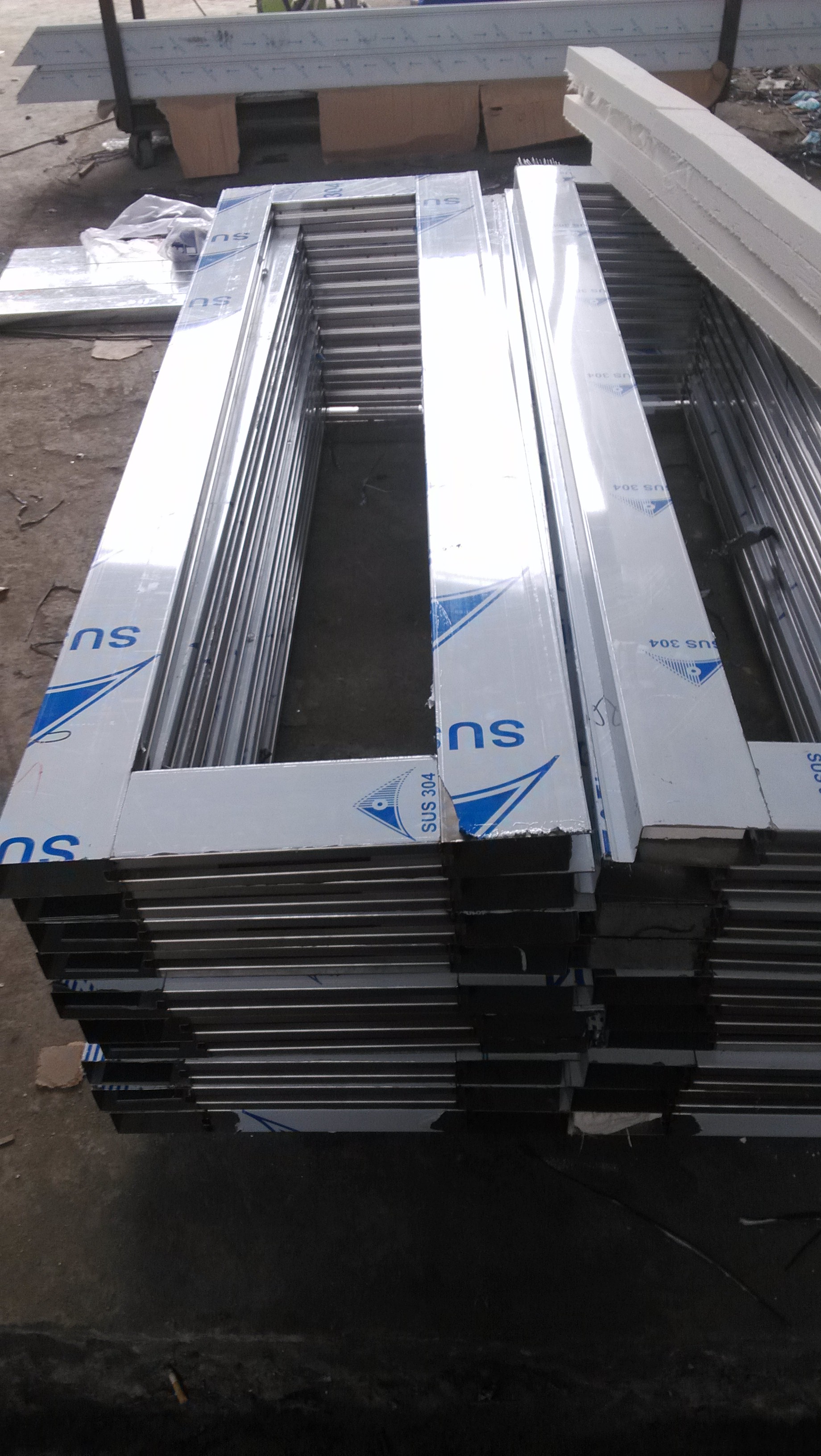 不锈钢复合材料铁板剪板的介绍和应用