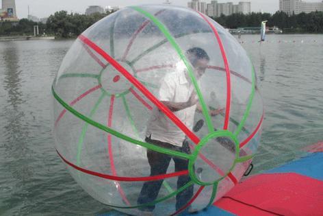 供应透明彩条水上步行球水上漂充气球各类水上玩具
