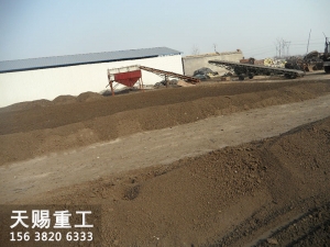 河南郑州牛羊粪造粒机/小型牛粪有机肥生产线/牛粪有机肥生产设备