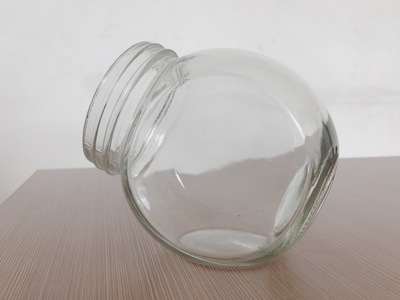 扁鼓玻璃瓶歪罐子