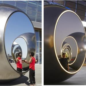 金昌公共艺术装置 镜面灯光球雕塑 抛光钢制球雕塑定制