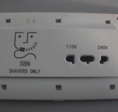 供应转换插座 电源插头上激光打标刻字刻中英文字符加工