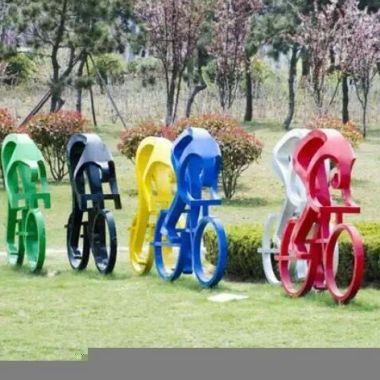 广州玻璃钢单车抽象人物雕塑 户外草坪绿地雕塑制品