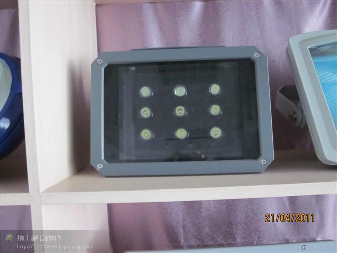 供应专业生产LED防爆泛光灯