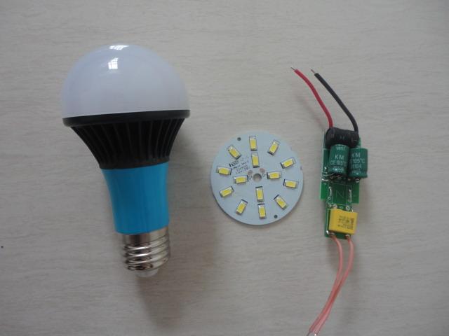 供应LED球泡灯灯罩高透光PC塑料
