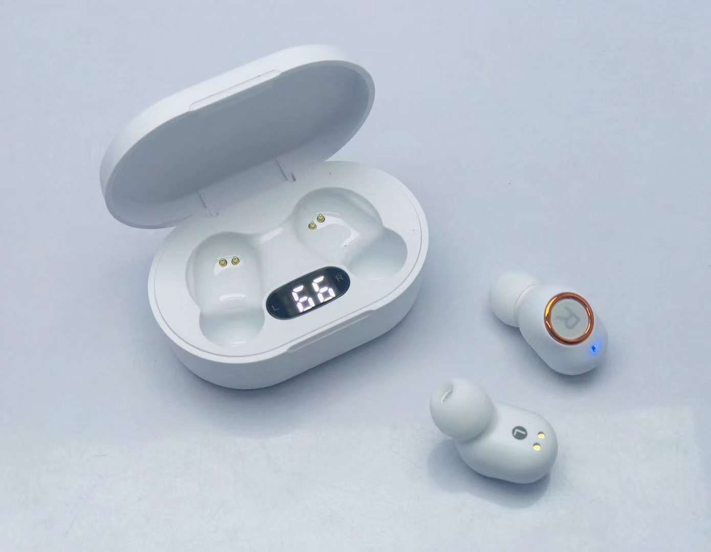 TWS蓝牙耳机，对耳耳机