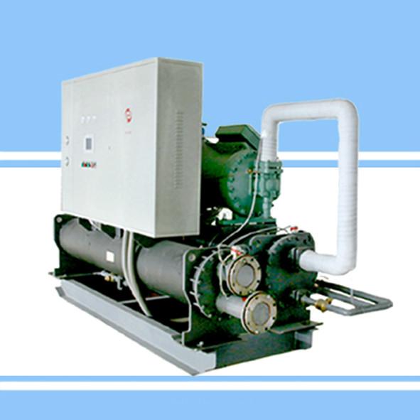 供应水源热泵或土壤源热泵或地源热泵，别墅、商场、小区等均可制冷制热