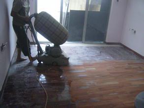 苏州专业实木地板打磨，进口打磨机磨地板刷品牌地板漆