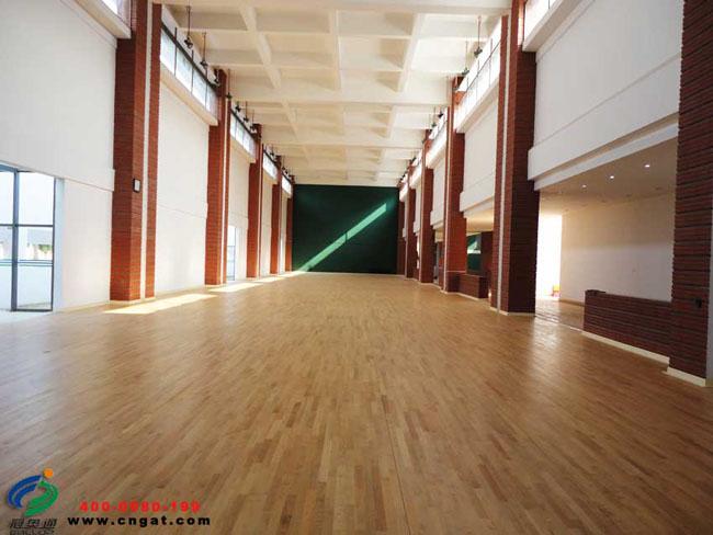 广东广州供应复合地板与实木地板的区别在哪里
