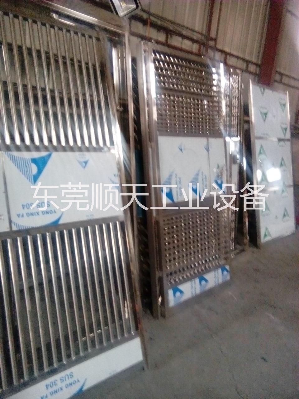 上海上海供应不锈钢门 镀锌门 铁门 平移门 推拉门 双开门