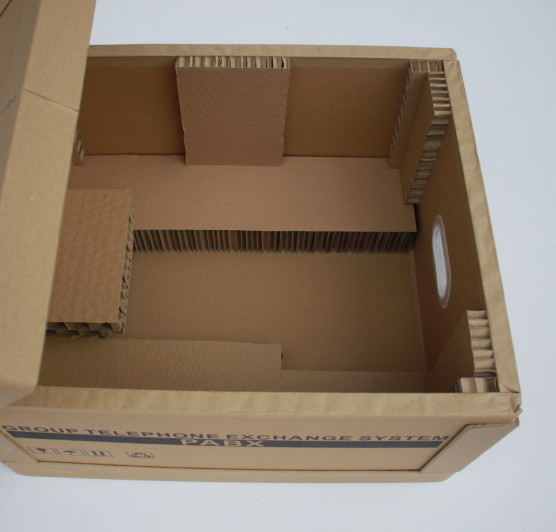 广州厂家供应家具高强度蜂窝纸箱 带手扣可印刷蜂窝纸箱   重型物包装箱