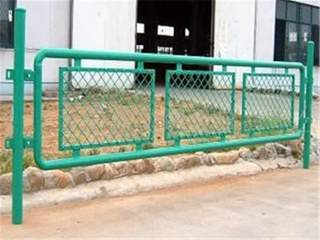 护栏网安装|护栏