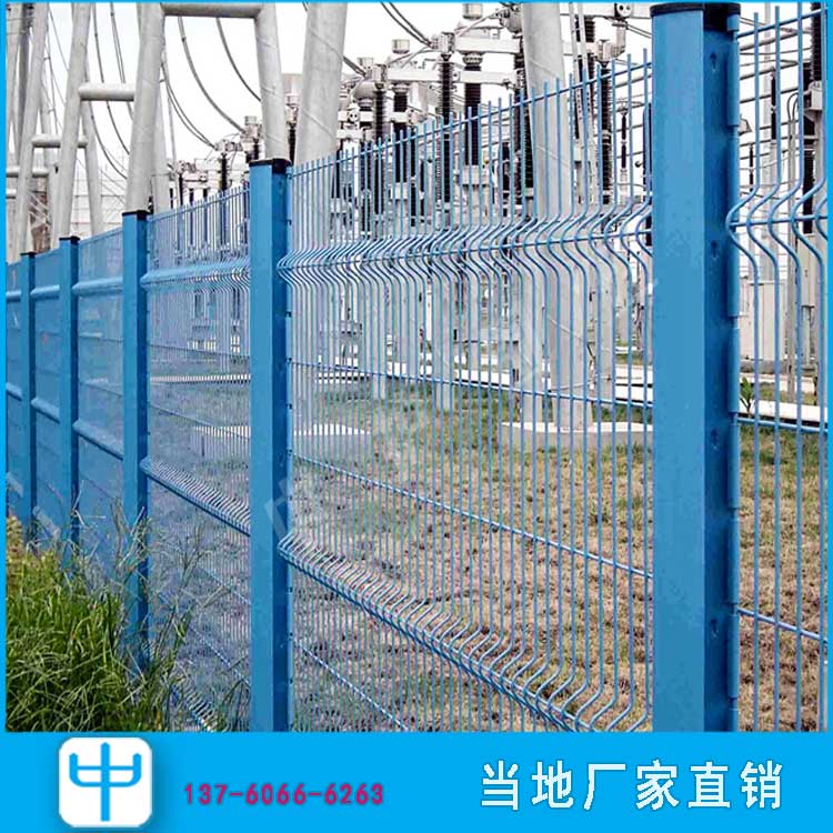 海南光伏电站隔离栅 圈地双边丝护栏安装 包胶铁丝网 光伏电站护栏网