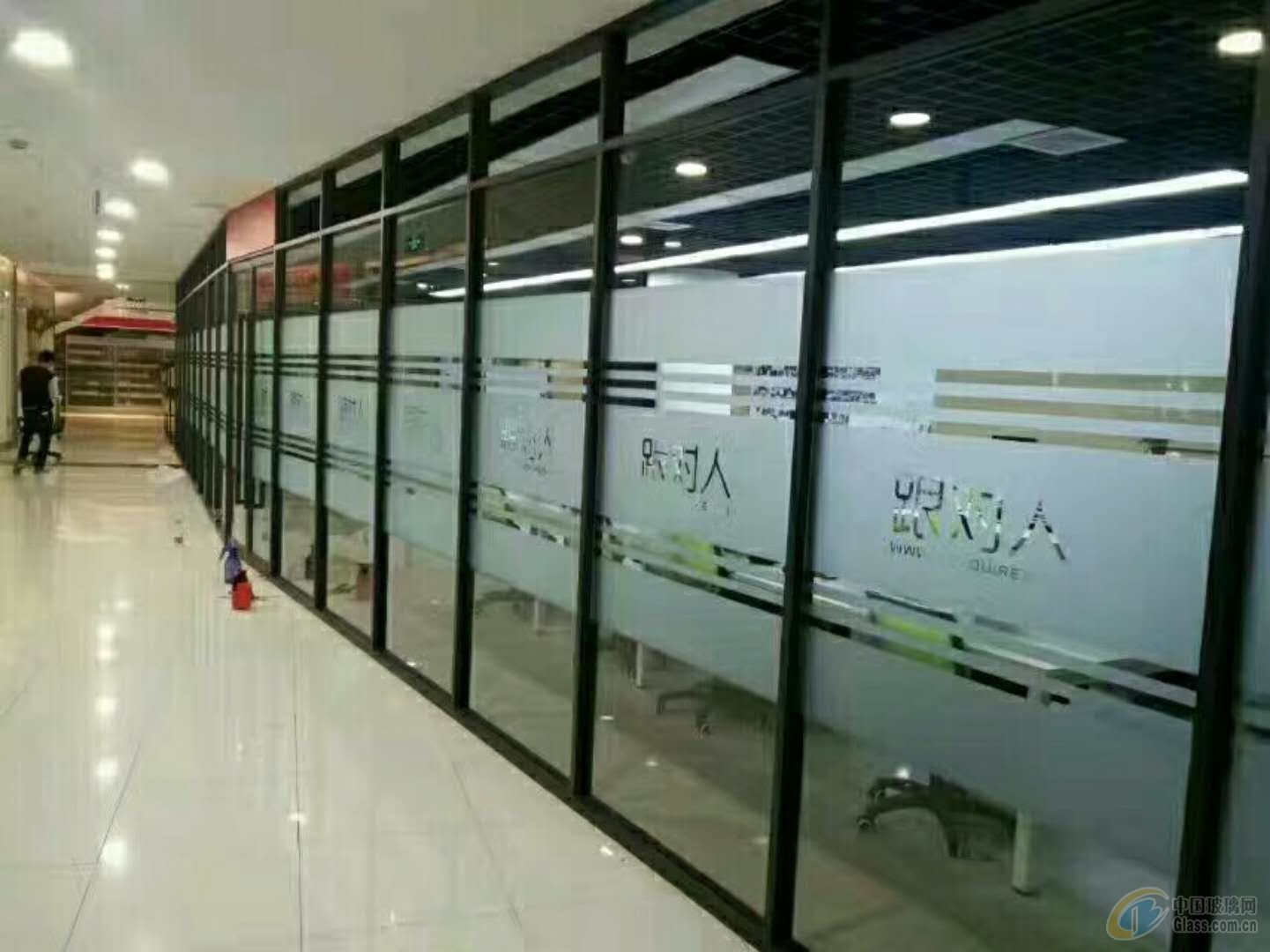 办公室贴膜 专业的深圳办公室玻璃贴膜 办公室玻璃贴膜价格