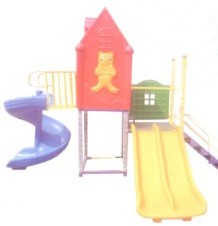 供应幼儿园大中小型滑梯批发桌面玩具室内玩具毛巾架