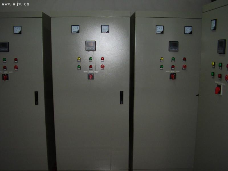 供应中央空调控制柜节能改造