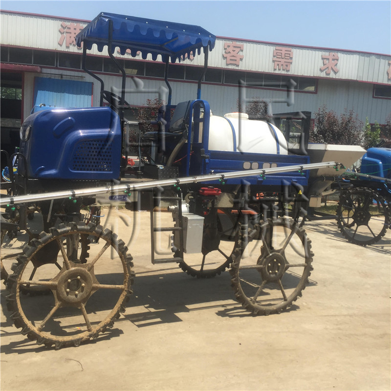 景泰县农村玉米棉花地高效率三轮打药机启民植保机械