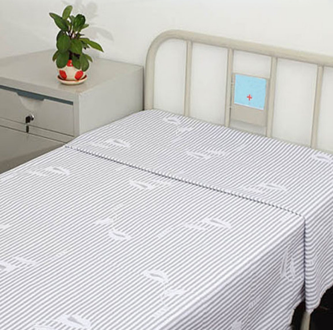 <-><->北京直销涤棉印花床单被套价格 枕套学生美容院用品三件套