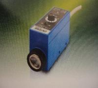 浙江温州供应同轴反射式色标传感器Z3N-TB22单圈电位器乐清厂家热销