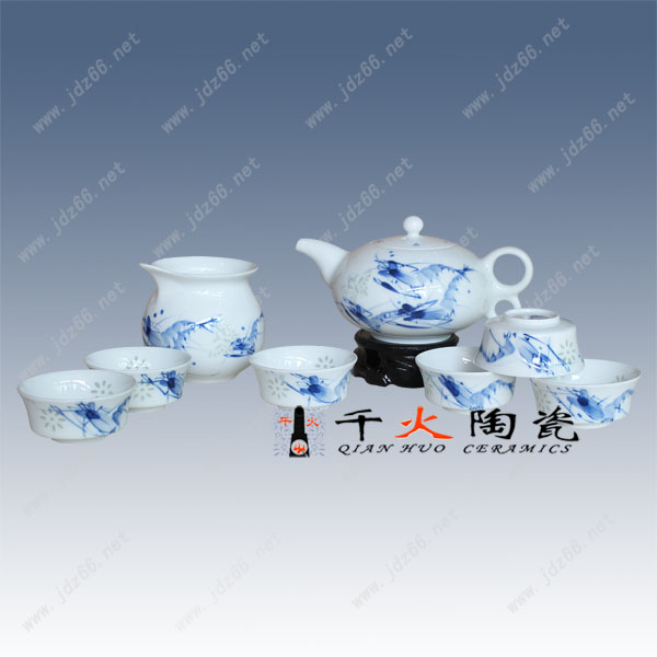江西江西供应青花陶瓷茶具 公司年终礼品陶瓷茶具套装价格