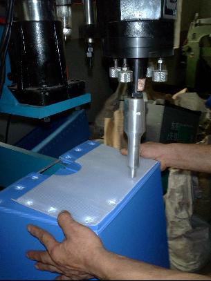 供应中空板焊接机周转箱焊接机