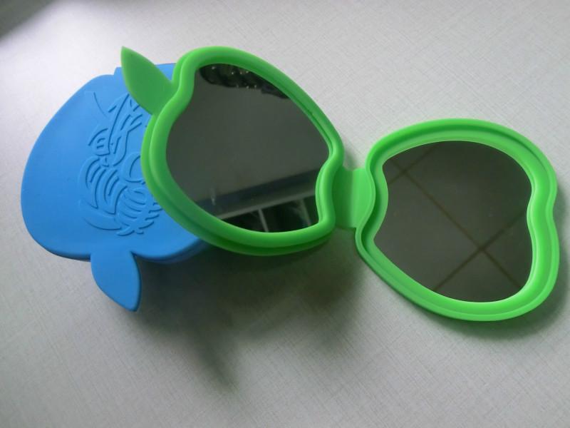 供应化妆镜口袋镜化妆镜 口袋镜 硅胶折叠双面镜子 美容镜子 时尚新款