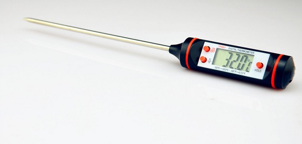 电子温度计芯片ZH-609电子烧烤叉芯片